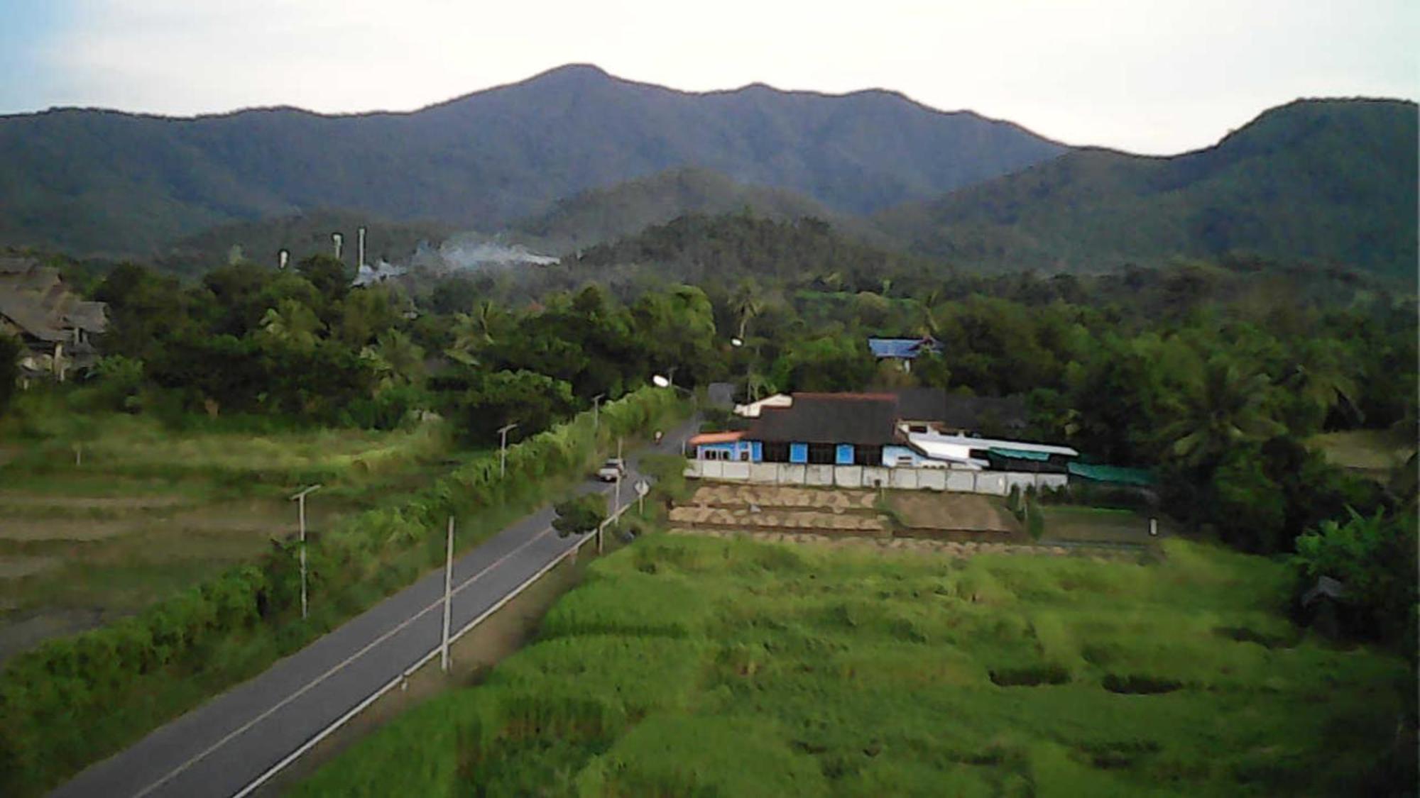 Dream Riverside Mae Sariang Exterior photo